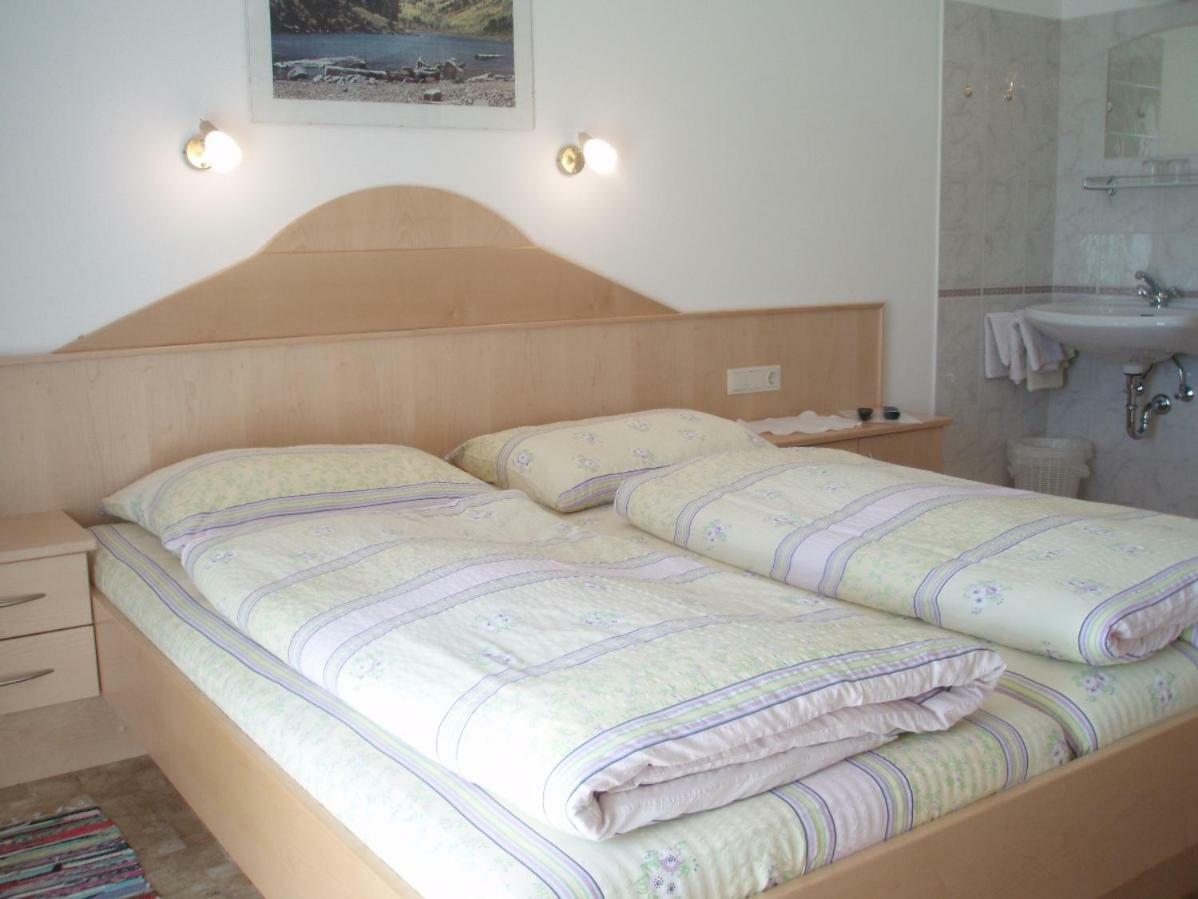 Gaestehaus Lanzinger Liesing Εξωτερικό φωτογραφία